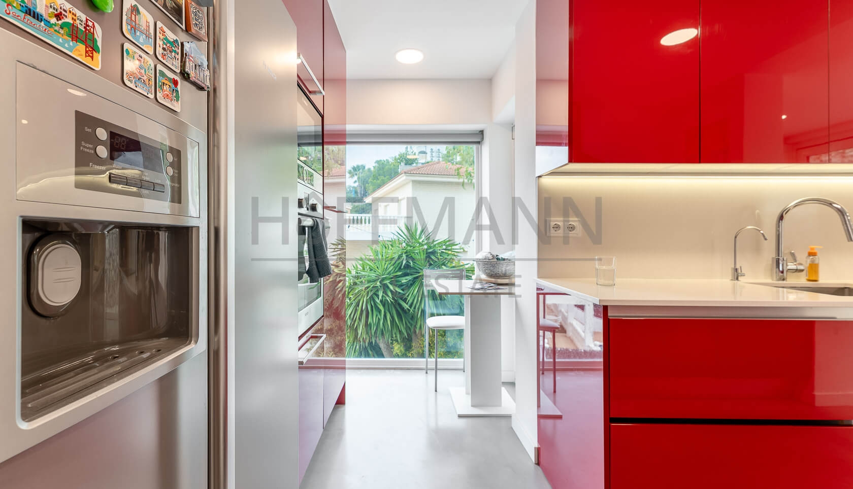 Casa Renovada de Lujo con Vistas al Mar en Sitges