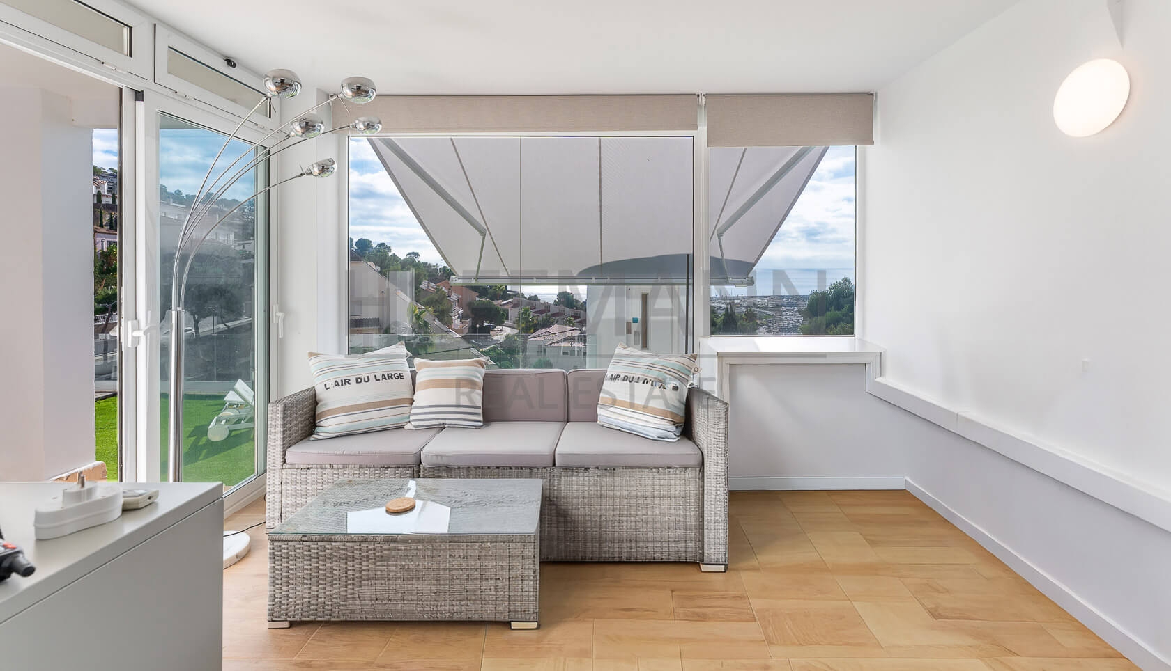 Casa Renovada de Lujo con Vistas al Mar en Sitges