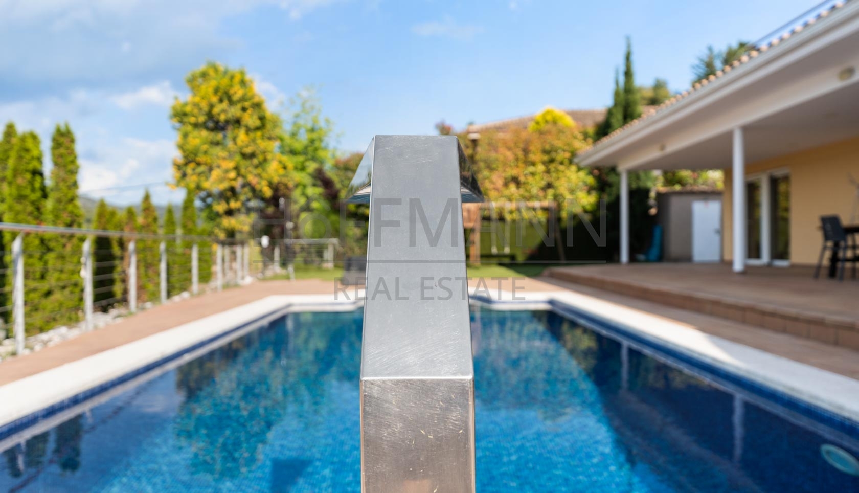 Exclusive home with idyllic landscape views