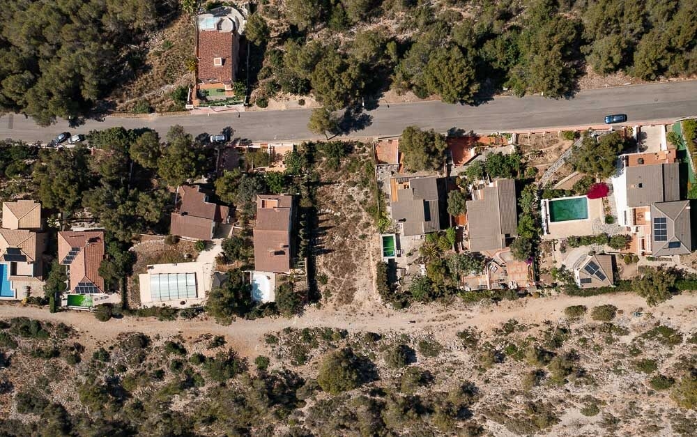 Plot in Quintmar