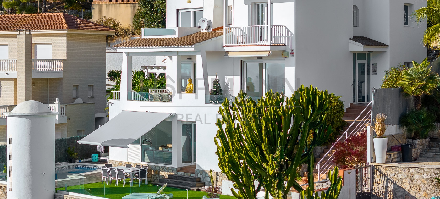 Casa Renovada de Lujo con Vistas al Mar en Sitges