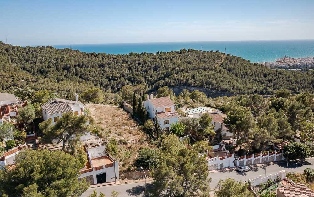 Plot in Quintmar
