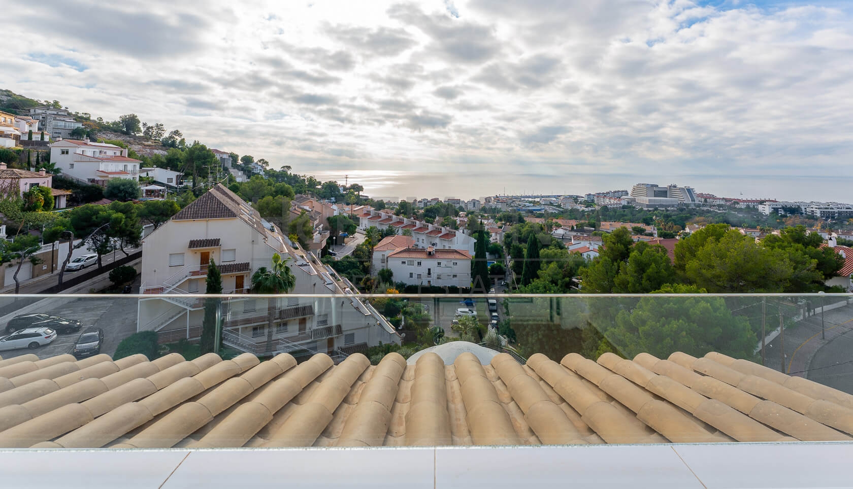 Casa Renovada de Lujo con Vistas al Mar en Sitges
