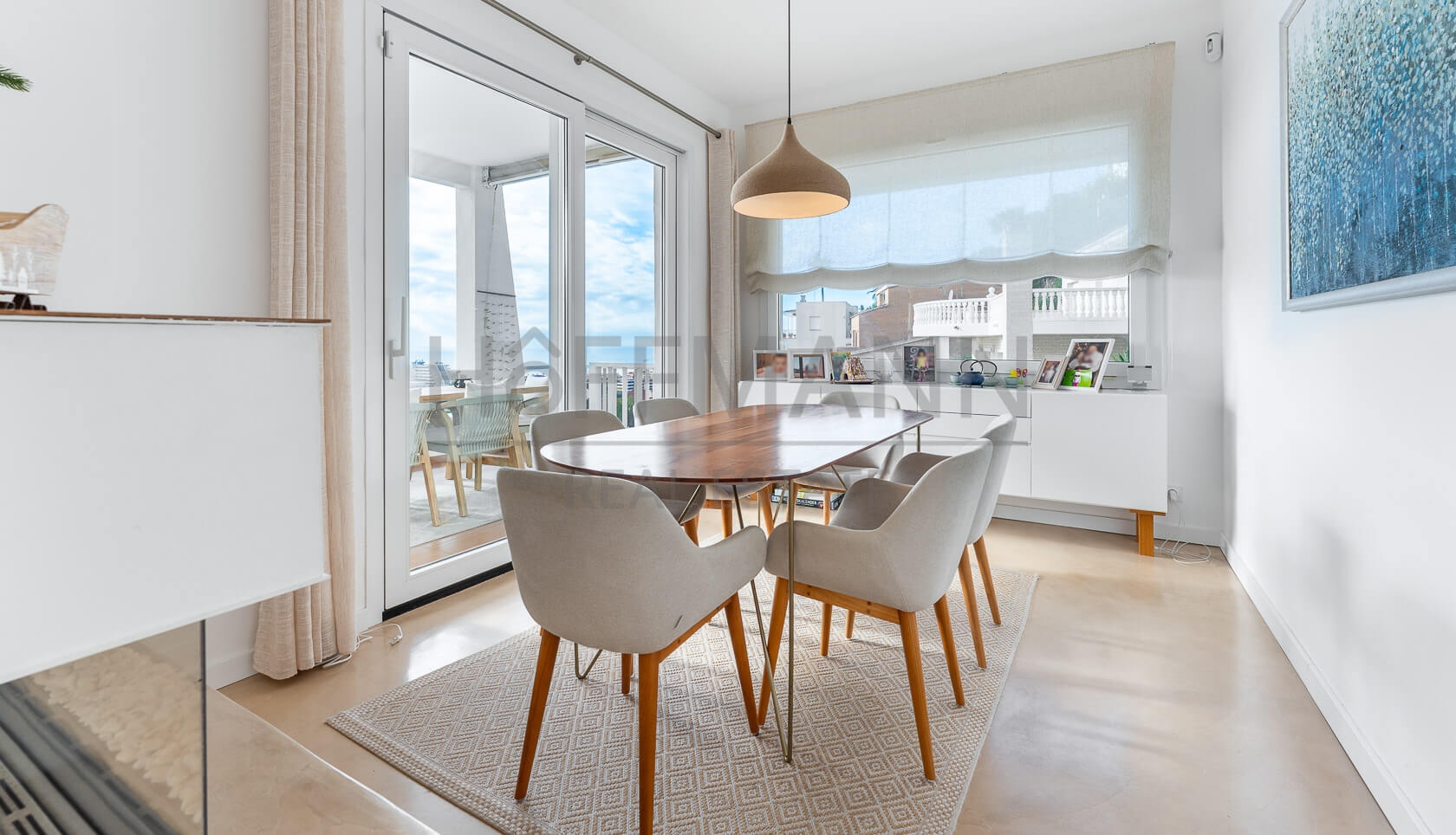 Casa Renovada de Lujo con Vistas al Mar en Sitges