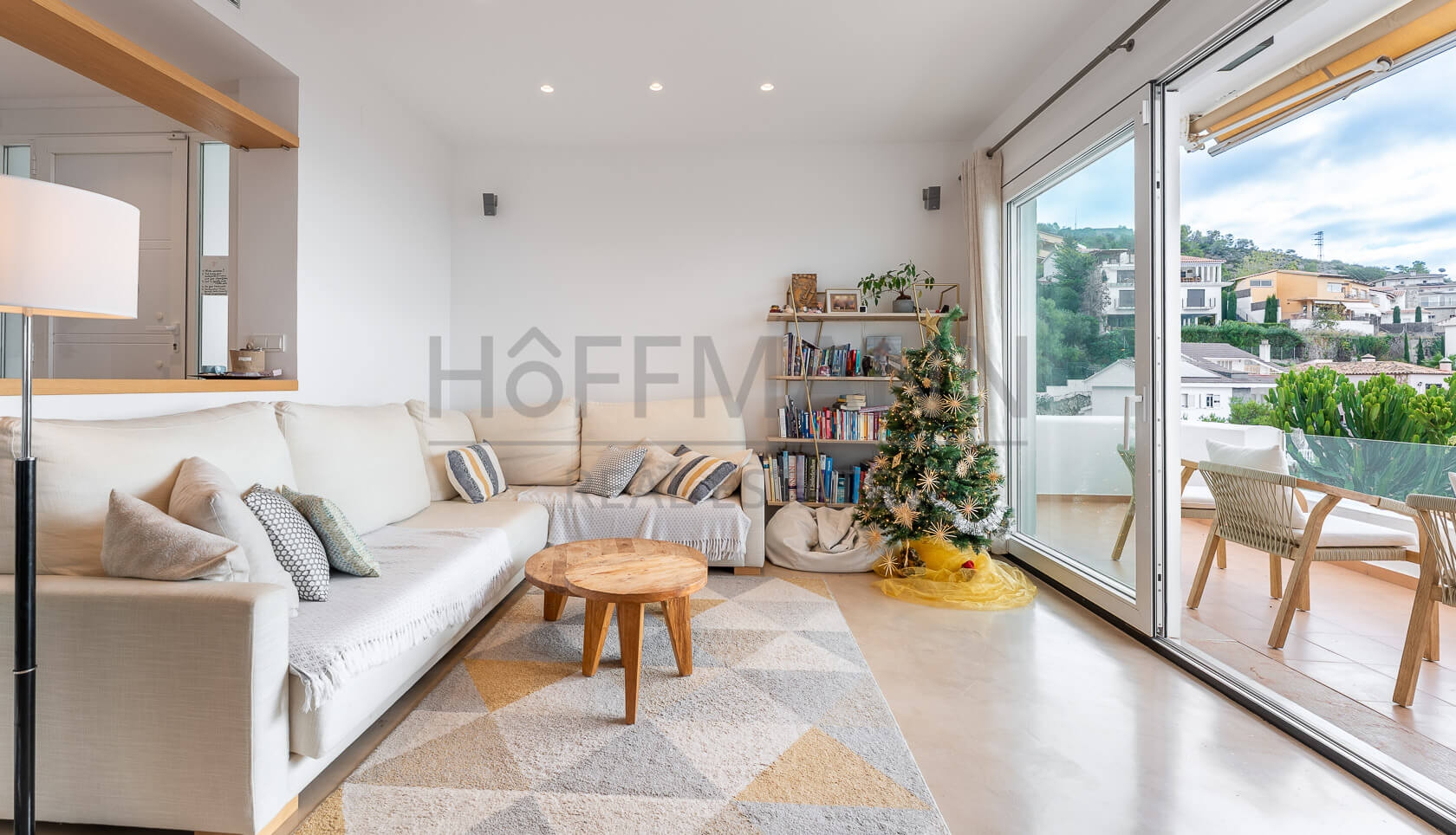 Casa Renovada de Lujo con Vistas al Mar en Sitges