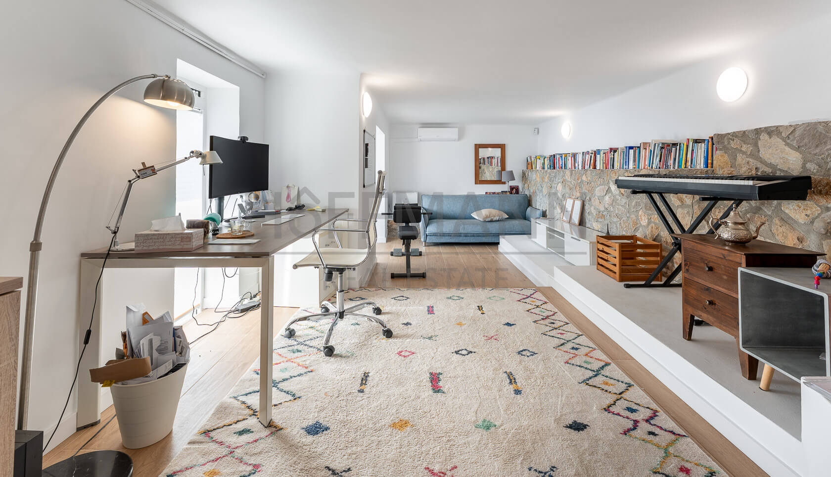 Casa Renovada de Lujo con Vistas al Mar en Sitges