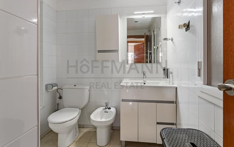 Piso luminoso de 3 habitaciones en Terrassa