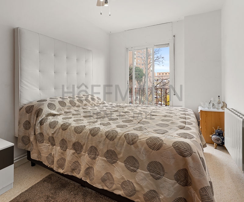 Bright 3 bedroom apartment in Terrassa