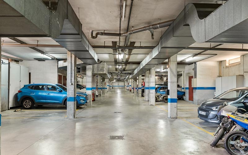 Piso luminoso de 3 habitaciones en Terrassa