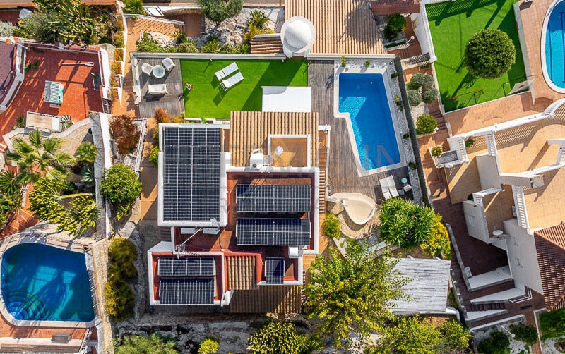 Casa Renovada de Lujo con Vistas al Mar en Sitges