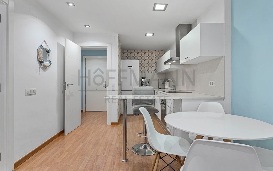 Apartamento renovado con licencia turística en el centro de Sitges