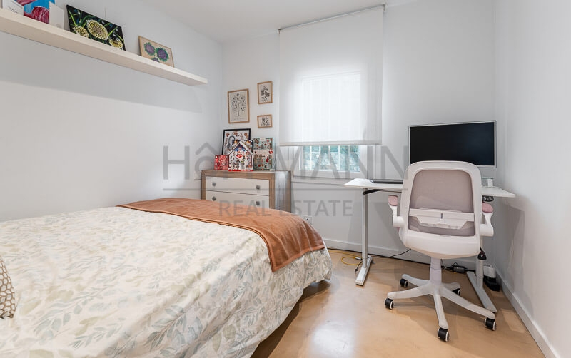 Casa Renovada de Lujo con Vistas al Mar en Sitges