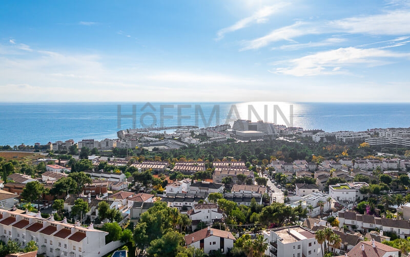 Casa Renovada de Lujo con Vistas al Mar en Sitges